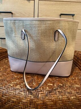 Izzy & Ali Woven Straw Tote Bag with Blush Pink Trim
